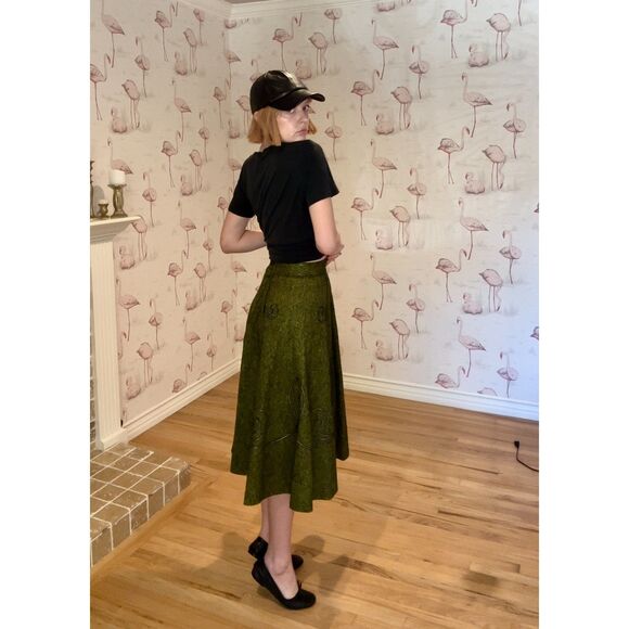 Vintage Handmade 1950s Style Forest Green Wool A-Line Skirt w/ Embroidery Detail - Picture 6 of 7